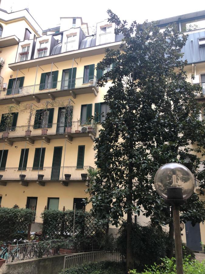 Gasthuis Elegante Stanza Nel Cuore Di Porta Venezia A